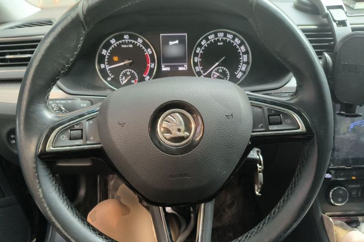 Used Skoda Superb 2016 TSI280 DSG Innovation Edition Steering Wheel