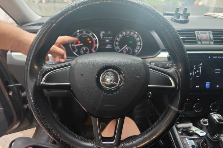 Used Skoda Superb 2016 TSI280 DSG Advanced Edition Steering Wheel