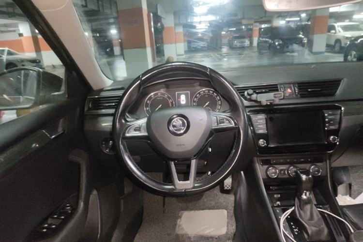 Used Skoda Superb 2016 TSI280 DSG Champion Edition Steering Wheel