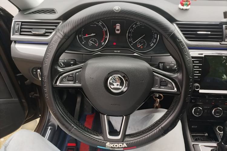 Used Skoda Superb 2016 TSI280 DSG Innovation Edition Steering Wheel