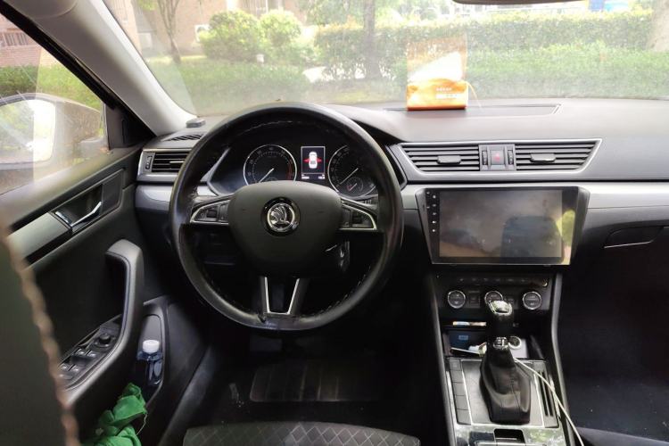 Used Skoda Superb 2016 TSI330 DSG Innovation Edition Steering Wheel