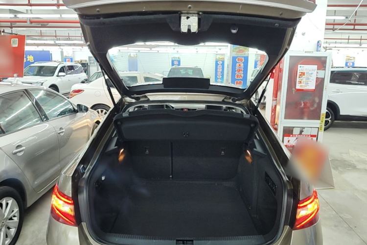 Used Skoda Superb 2016 TSI330 DSG Smart Drive Edition Trunk