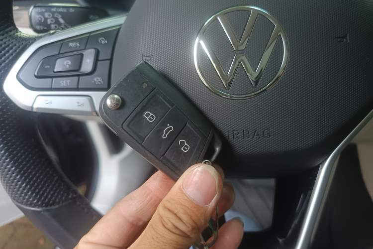 Used Skoda Superb 2016 TSI330 DSG Smart Drive Edition Vehicle Key