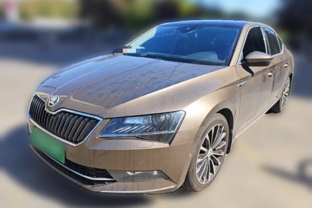 Używany Skoda Superb 2016 TSI330 DSG Smart Drive Edition