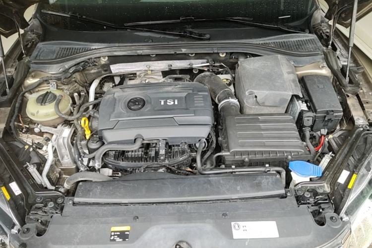 Used Skoda Superb 2016 TSI330 DSG Smart Drive Edition Engine Bay