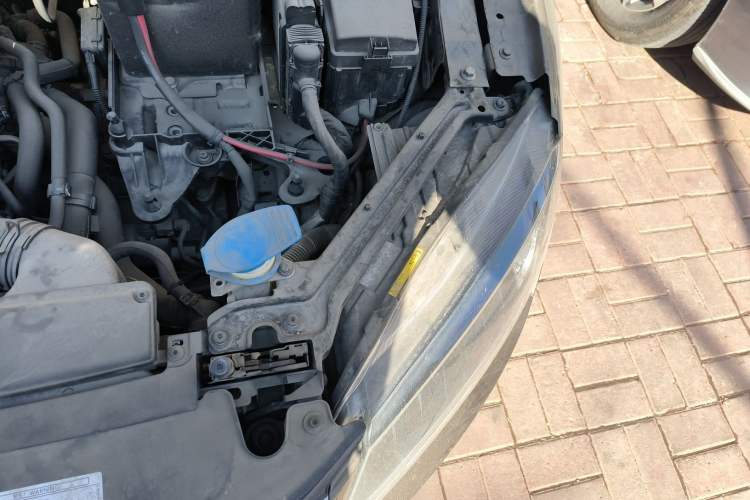 Used Skoda Superb 2016 TSI280 DSG Advanced Edition Engine Bay Left