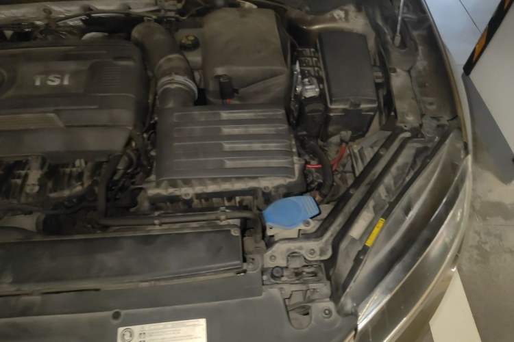 Used Skoda Superb 2016 TSI330 DSG Innovation Edition Engine Bay Left
