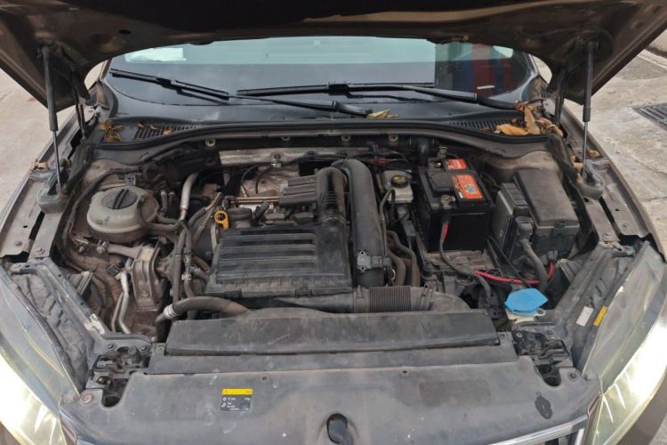 Used Skoda Superb 2016 TSI280 DSG Advanced Edition Engine Bay