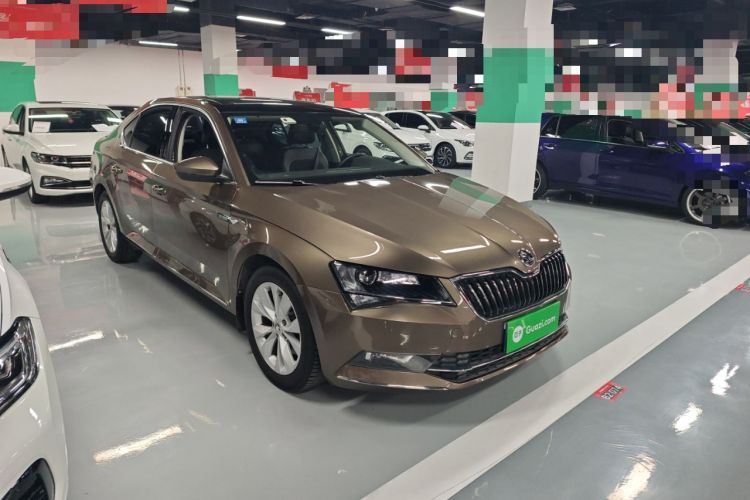 Used Skoda Superb 2016 TSI280 DSG Innovation Edition Front Right 45 Deg
