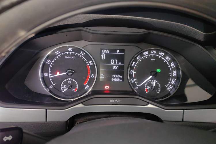 Used Skoda Superb 2016 TSI280 DSG Advanced Edition Instrument Cluster
