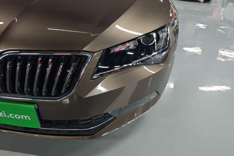 Used Skoda Superb 2016 TSI280 DSG Innovation Edition Left Front Headlight