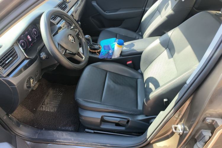 Used Skoda Superb 2016 TSI280 DSG Advanced Edition Left Front Seat