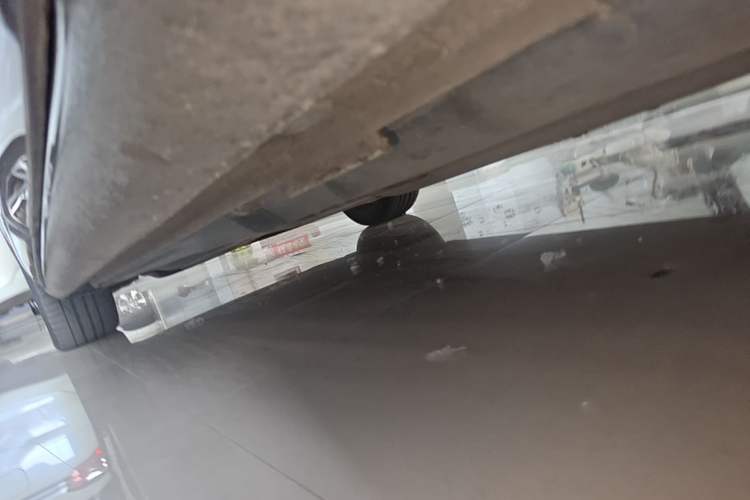 Used Skoda Superb 2016 TSI330 DSG Smart Drive Edition Left Side Sill