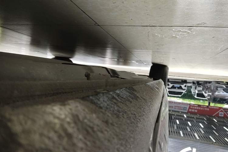 Used Skoda Superb 2016 TSI330 DSG Smart Drive Edition Left Side Sill