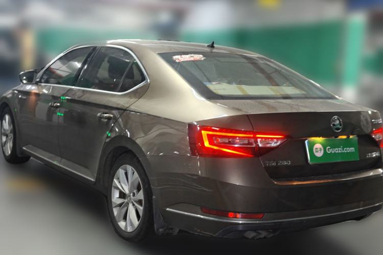 Used Skoda Superb 2016 TSI280 DSG Innovation Edition Rear Left 45 Deg
