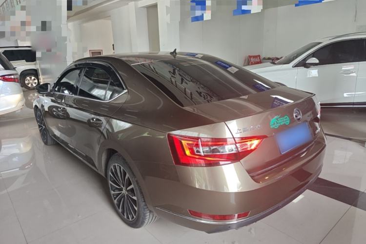 Used Skoda Superb 2016 TSI330 DSG Smart Drive Edition Rear Left 45 Deg