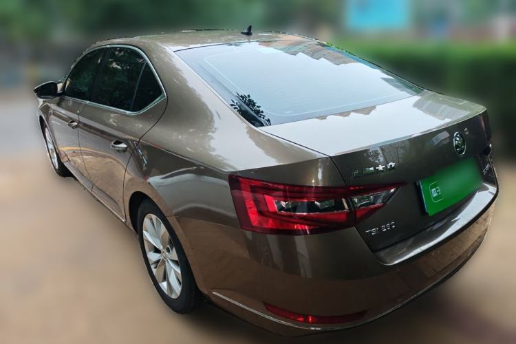 Used Skoda Superb 2016 TSI280 DSG Innovation Edition Rear Left 45 Deg
