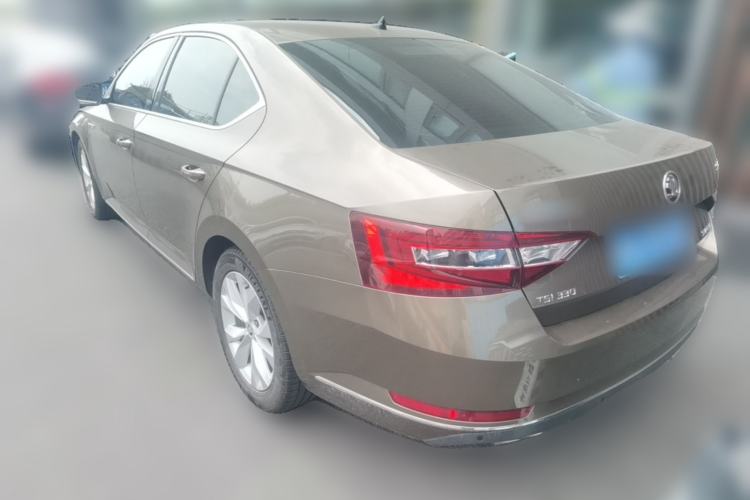 Used Skoda Superb 2016 TSI330 DSG Innovation Edition Rear Left 45 Deg