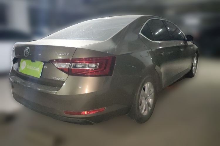Used Skoda Superb 2016 TSI280 DSG Advanced Edition Rear Right 45 Deg