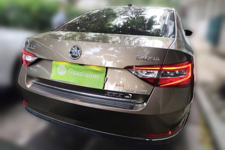 Used Skoda Superb 2016 TSI330 DSG Smart Drive Edition Rear