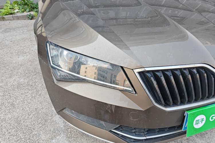 Used Skoda Superb 2016 TSI280 DSG Innovation Edition Right Front Headlight