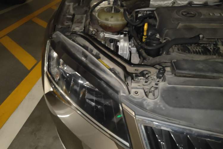 Used Skoda Superb 2016 TSI330 DSG Innovation Edition Right Front Headlight