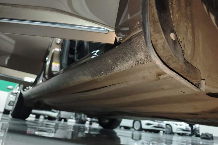 Used Skoda Superb 2016 TSI280 DSG Innovation Edition Right Side Sill