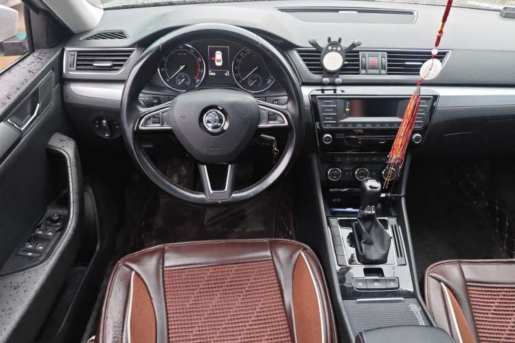 Used Skoda Superb 2016 TSI330 DSG Innovation Edition Steering Wheel