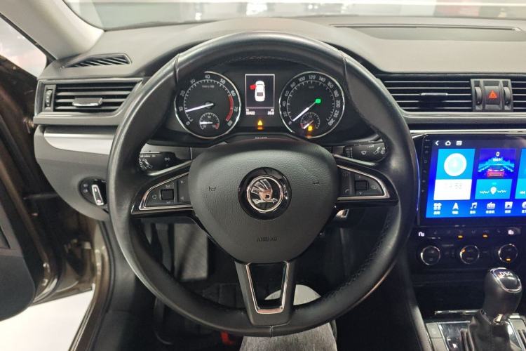 Used Skoda Superb 2016 TSI280 DSG Innovation Edition Steering Wheel