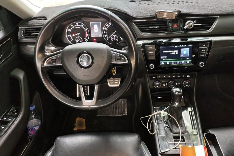 Used Skoda Superb 2016 TSI330 DSG Smart Drive Edition Steering Wheel