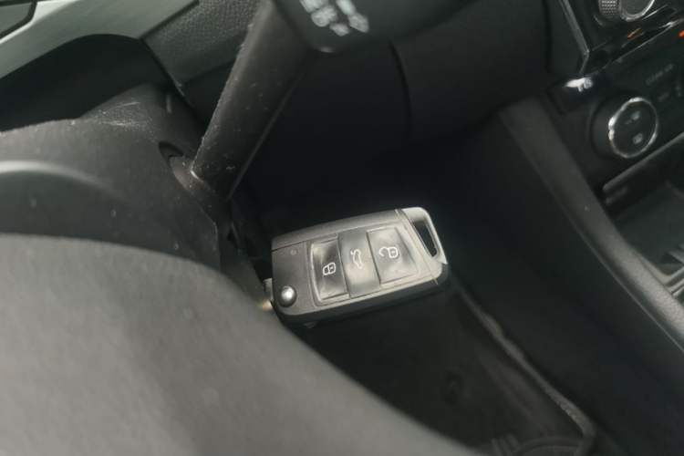 Used Skoda Superb 2016 TSI330 DSG Innovation Edition Vehicle Key