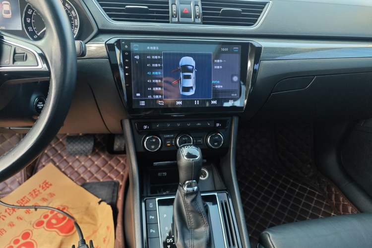 Used Skoda Superb 2016 TSI330 DSG Smart Drive Edition Audio And AC Panel