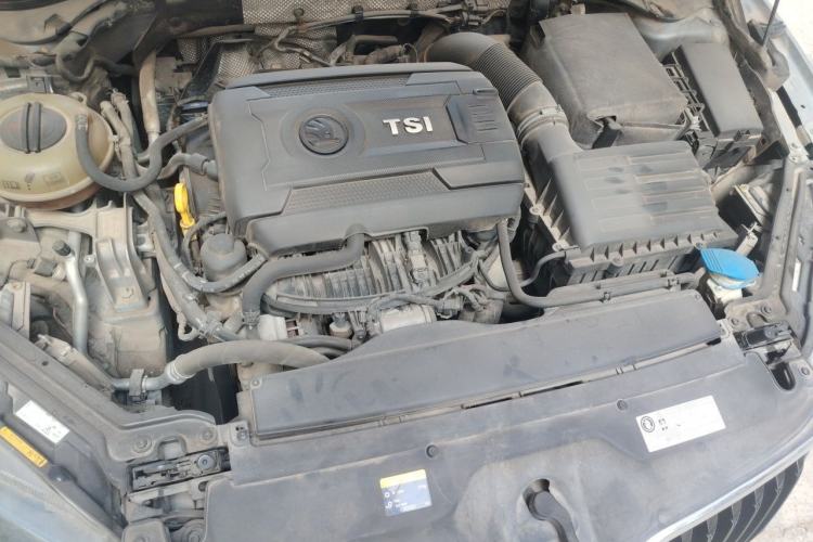 Used Skoda Superb 2016 TSI330 DSG Smart Drive Edition Engine Bay