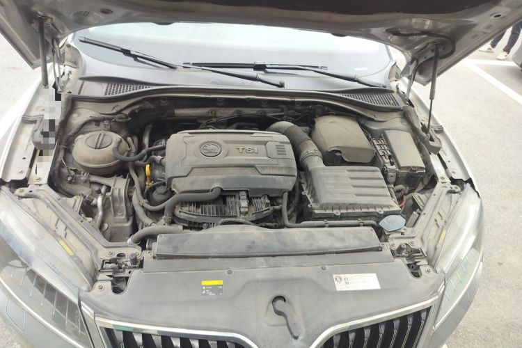 Used Skoda Superb 2016 TSI330 DSG Smart Drive Edition Engine Bay