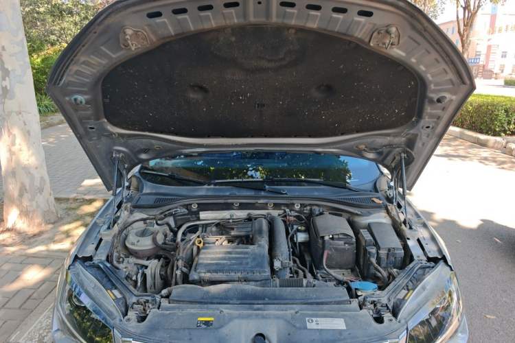 Used Skoda Superb 2016 TSI280 DSG Innovation Edition Engine Bay