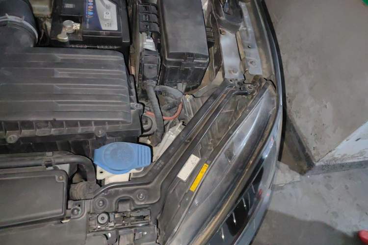 Used Skoda Superb 2016 TSI330 DSG Smart Drive Edition Engine Bay Left