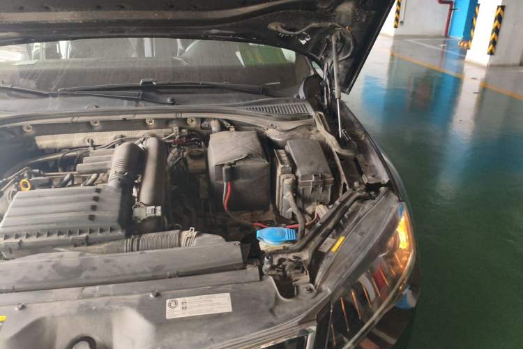 Used Skoda Superb 2016 TSI280 DSG Innovation Edition Engine Bay Left