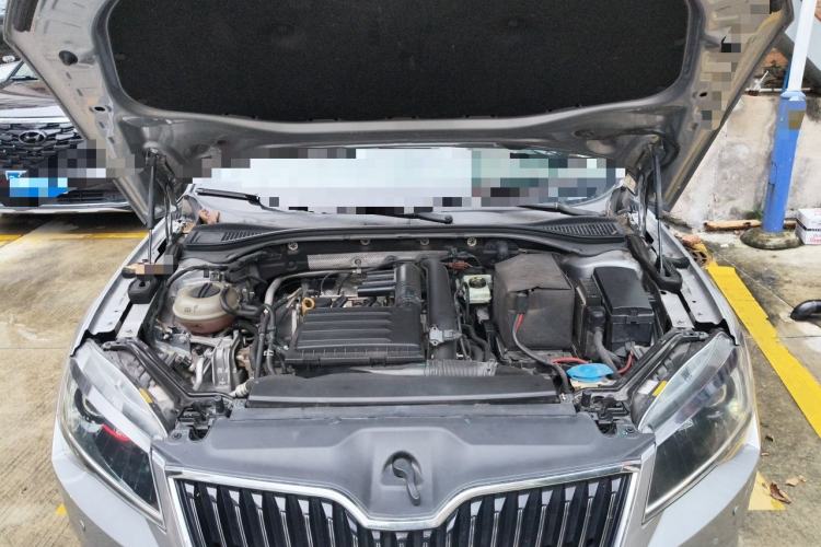 Used Skoda Superb 2016 TSI280 DSG Innovation Edition Engine Bay