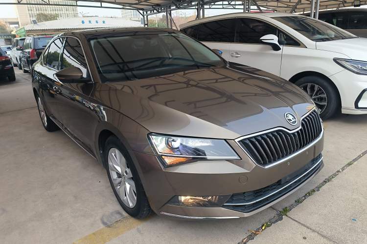 Used Skoda Superb 2016 TSI330 DSG Innovation Edition Exterior 1