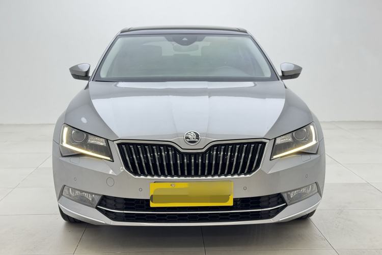 Used Skoda Superb 2016 TSI330 DSG Smart Drive Edition Exterior 1