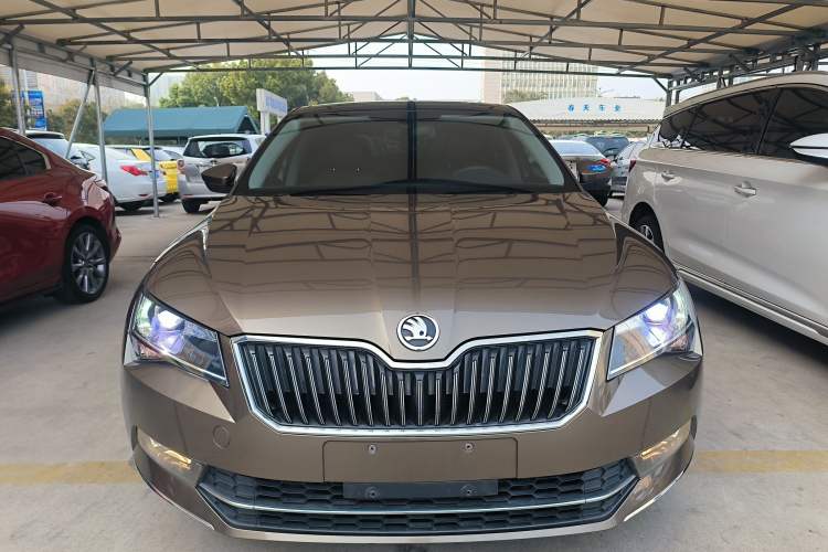 Used Skoda Superb 2016 TSI330 DSG Innovation Edition Front
