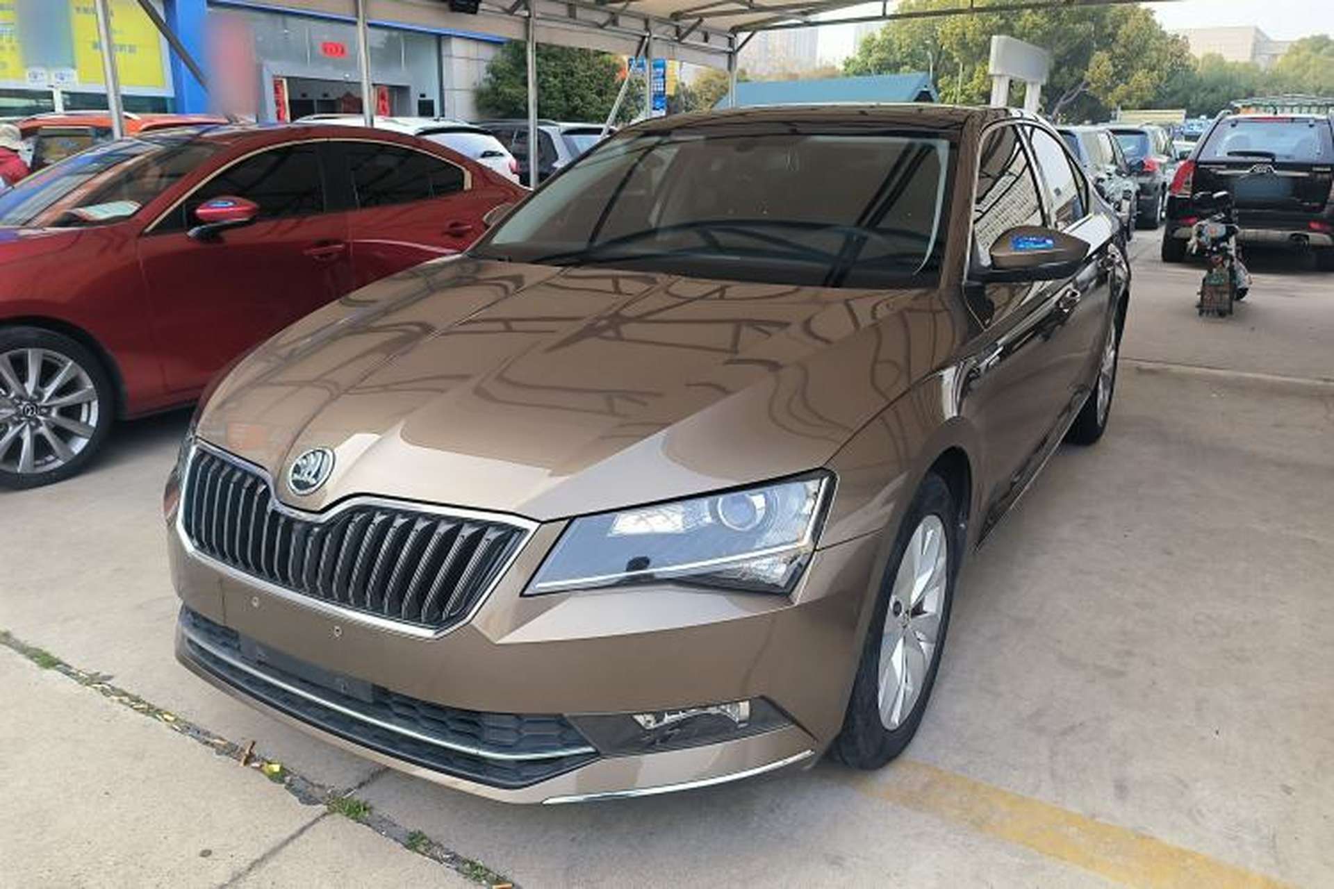 Used Skoda Superb 2016 TSI330 DSG Innovation Edition Front Left 45 Deg