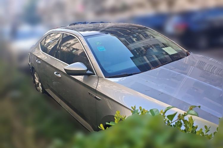 Used Skoda Superb 2016 TSI280 DSG Innovation Edition Front Right 45 Deg