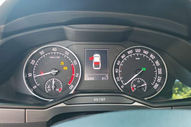 Used Skoda Superb 2016 TSI280 DSG Innovation Edition Instrument Cluster