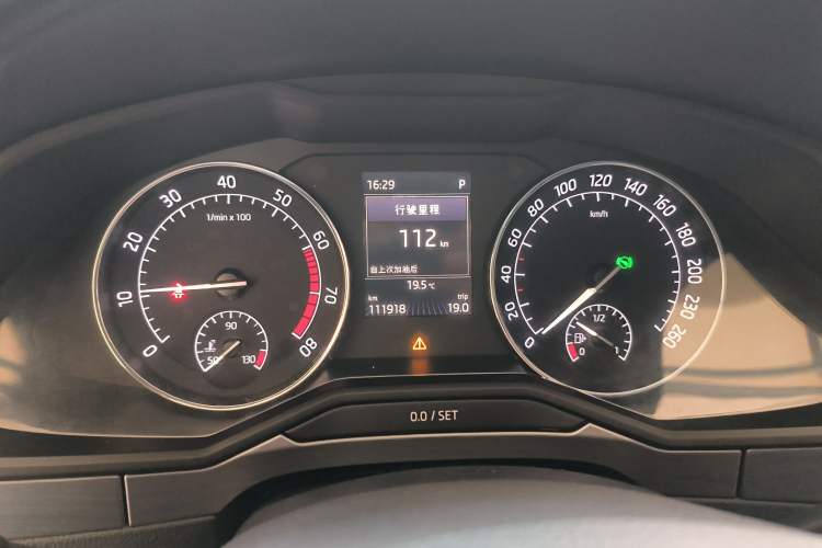 Used Skoda Superb 2016 TSI330 DSG Innovation Edition Instrument Cluster