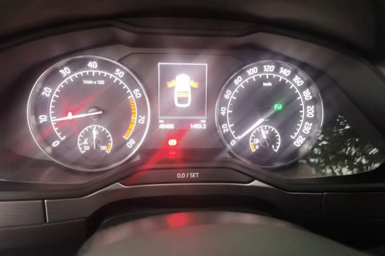 Used Skoda Superb 2016 TSI330 DSG Innovation Edition Instrument Cluster