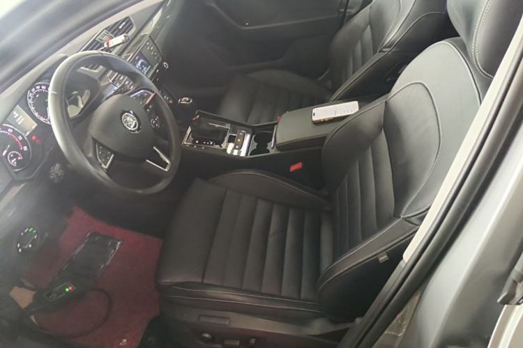 Used Skoda Superb 2016 TSI330 DSG Smart Drive Edition Left Front Seat