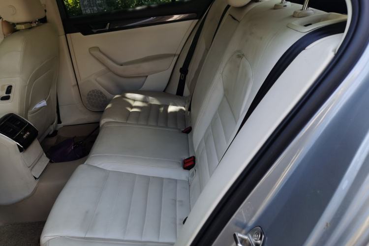 Used Skoda Superb 2016 TSI330 DSG Smart Drive Edition Left Rear Seat