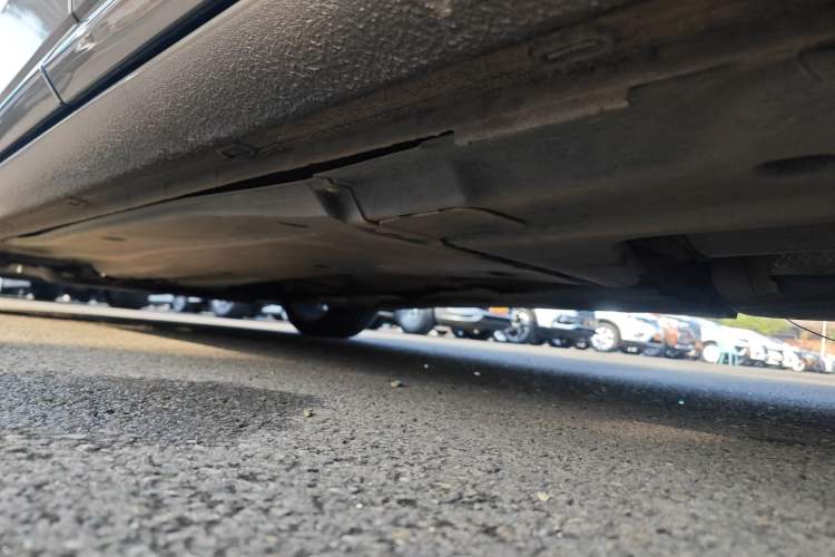 Used Skoda Superb 2016 TSI330 DSG Smart Drive Edition Left Side Sill