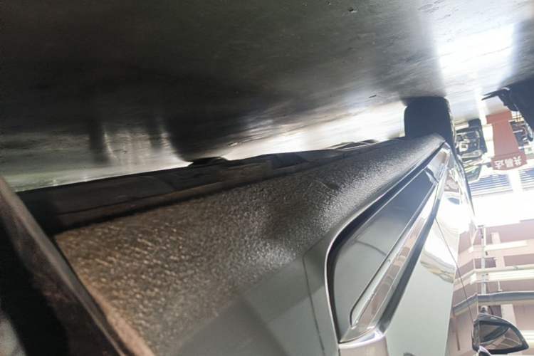 Used Skoda Superb 2016 TSI330 DSG Smart Drive Edition Left Side Sill